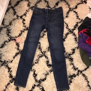 Hollister jeans